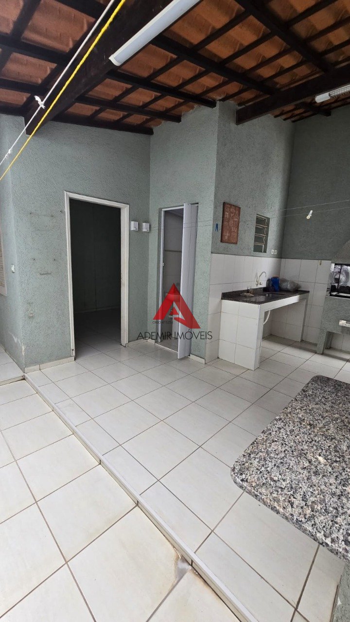 Imagem da propriedade 7040 9