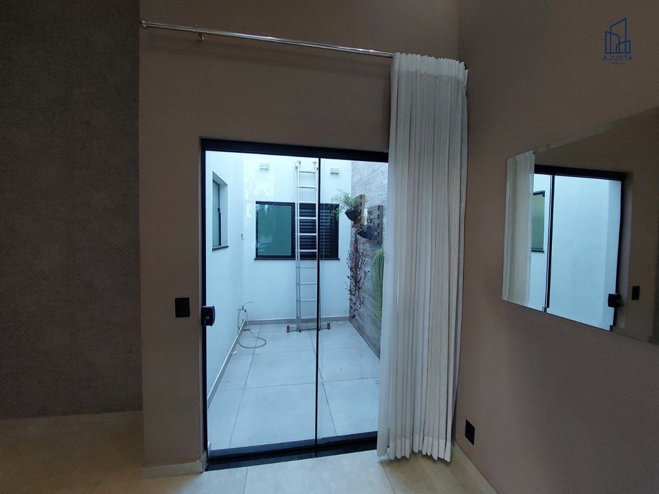 Imagem da propriedade 11