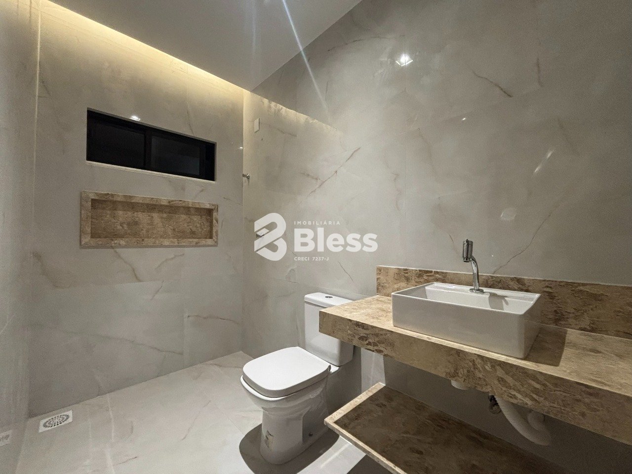 Imagem da propriedade 18