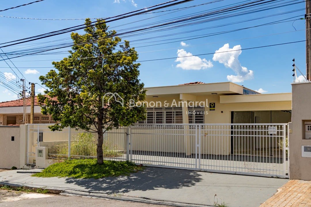 Casa, 3 quartos, 253 m² - Foto 2