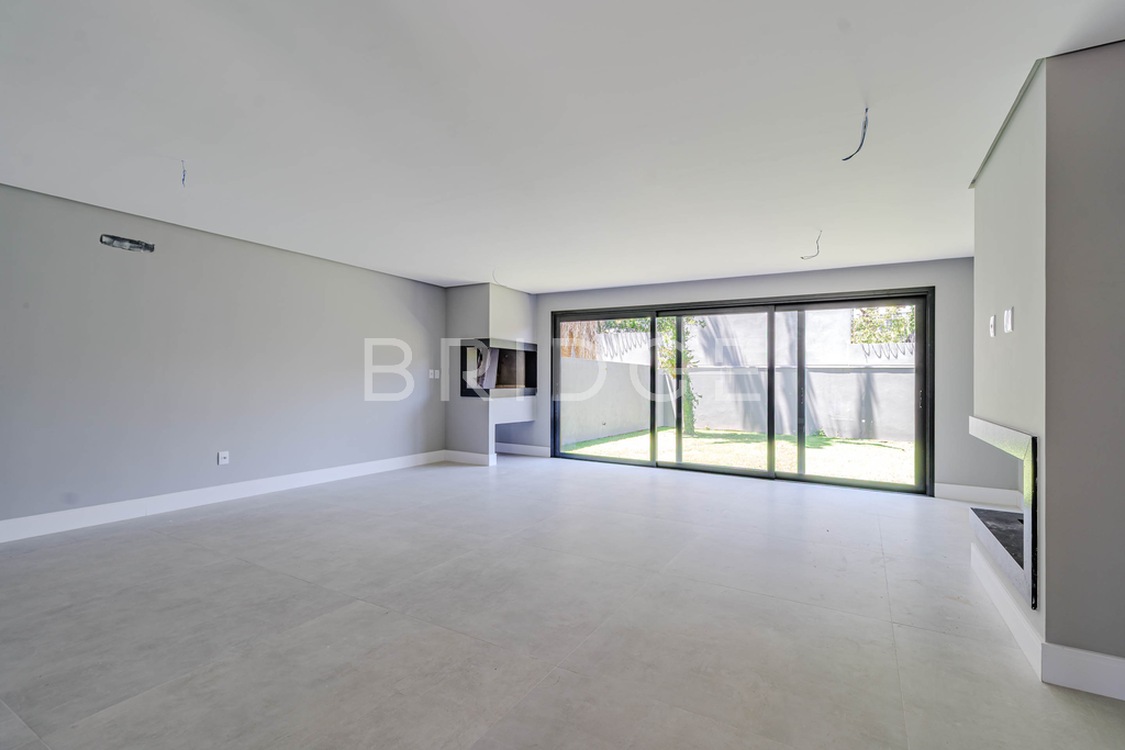Foto de Casa em Condomínio com 177m²