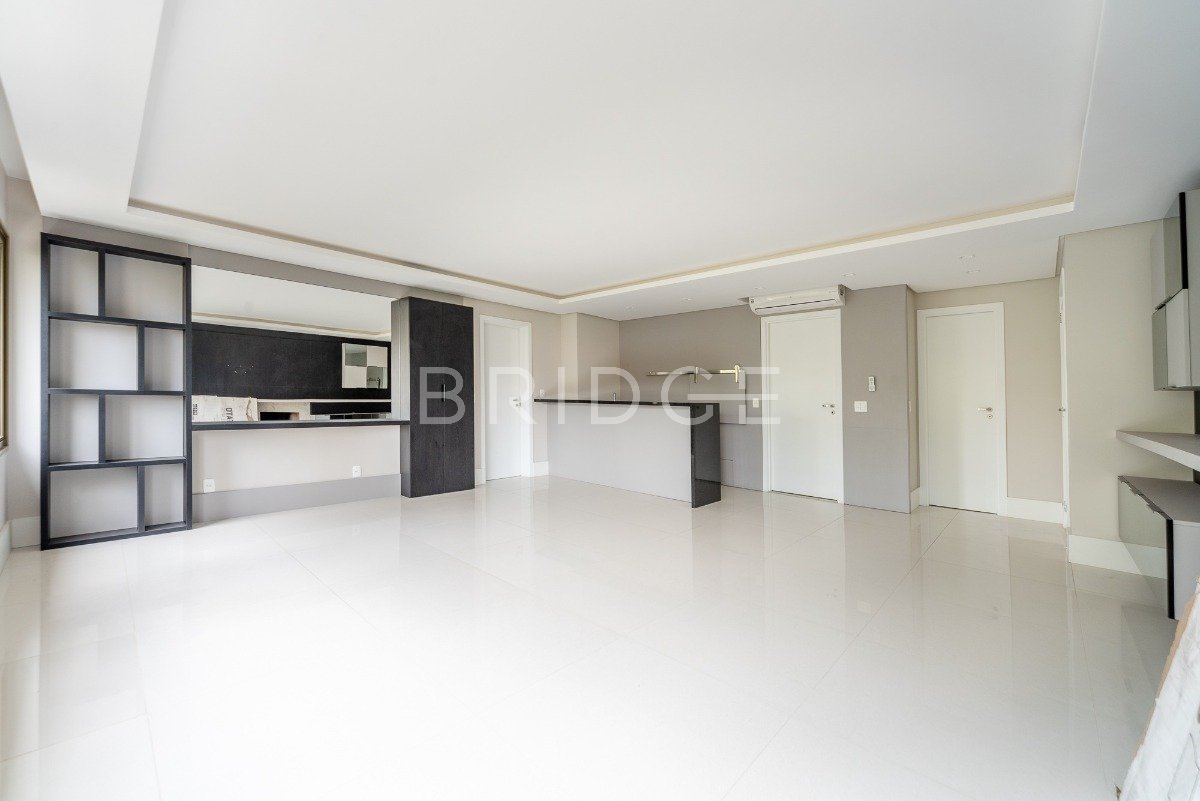 Foto de Apartamento com 121m²