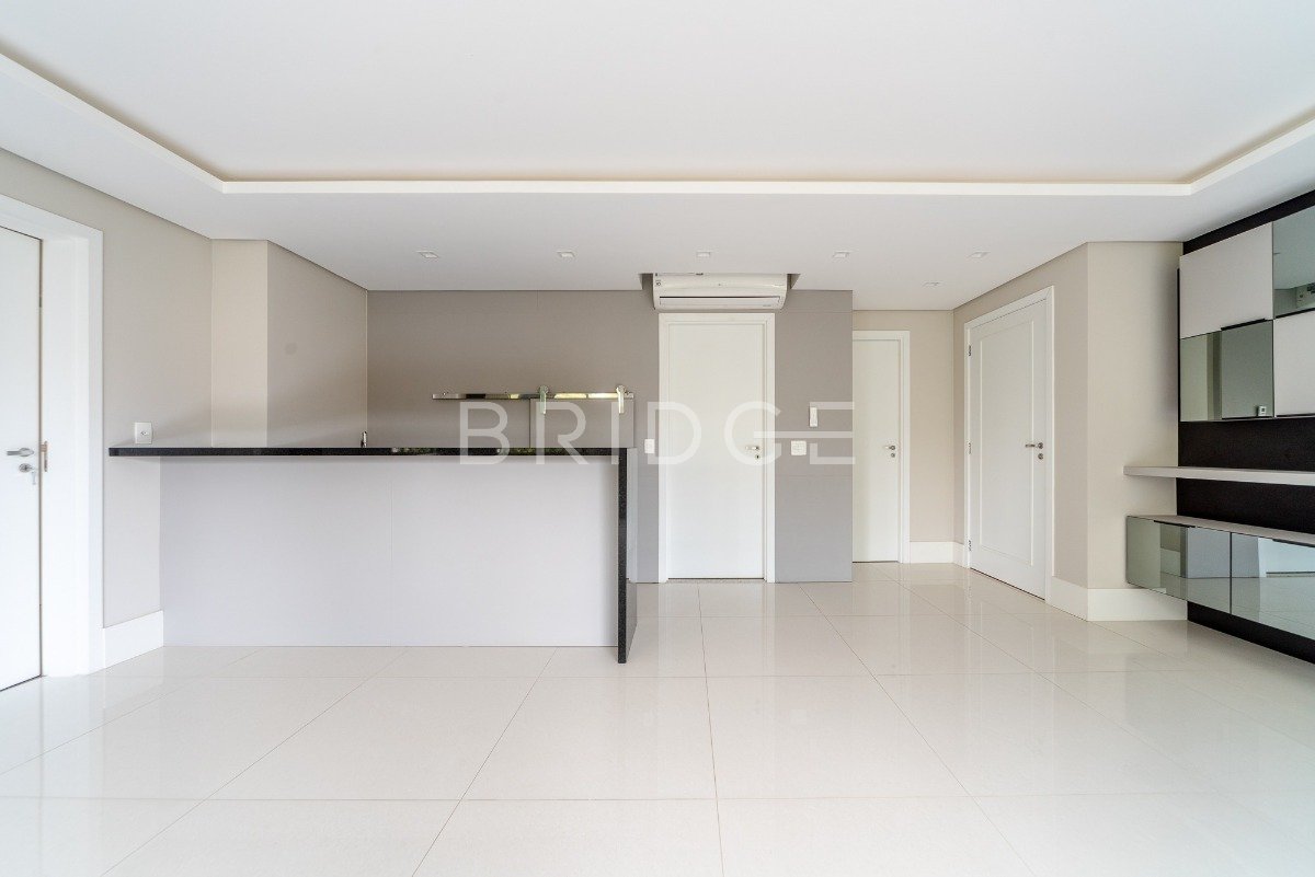 Foto de Apartamento com 121m²