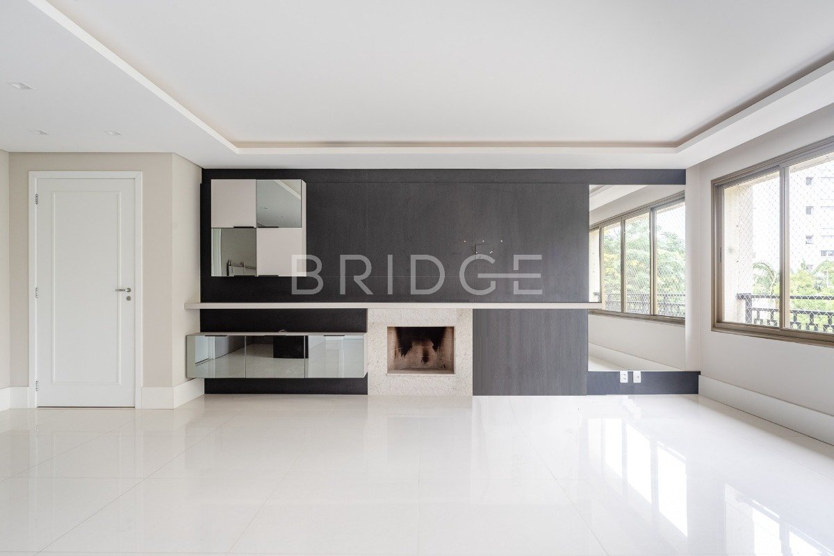 Foto de Apartamento com 121m²