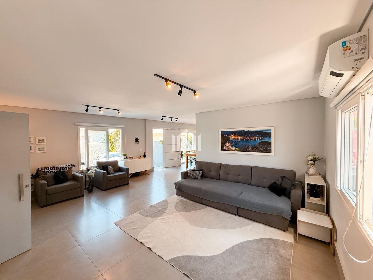 casa a venda no condominio residencial boa vista - sala de estar