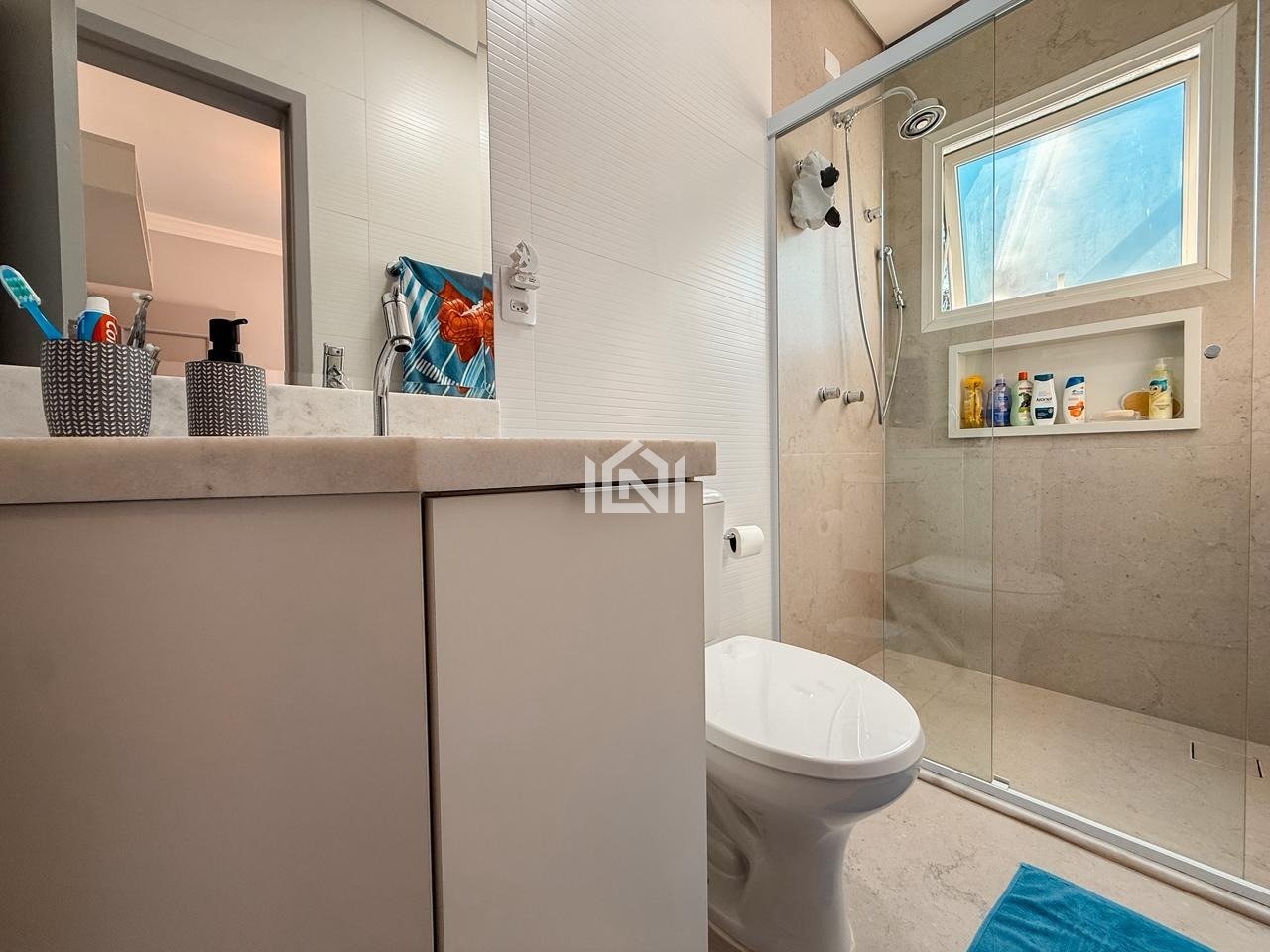 casa a venda no condominio residencial boa vista - banheiro da suite 2