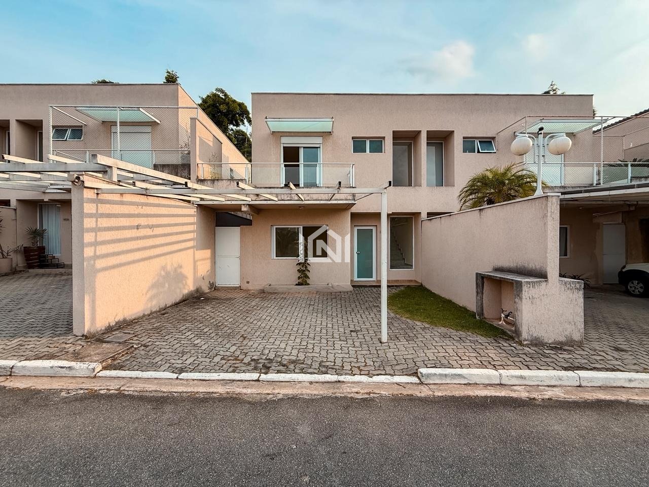 casa a venda no condominio dom duarte granja viana - fachada