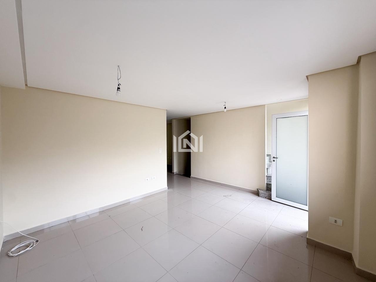 casa a venda no condominio dom duarte granja viana - sala de estar