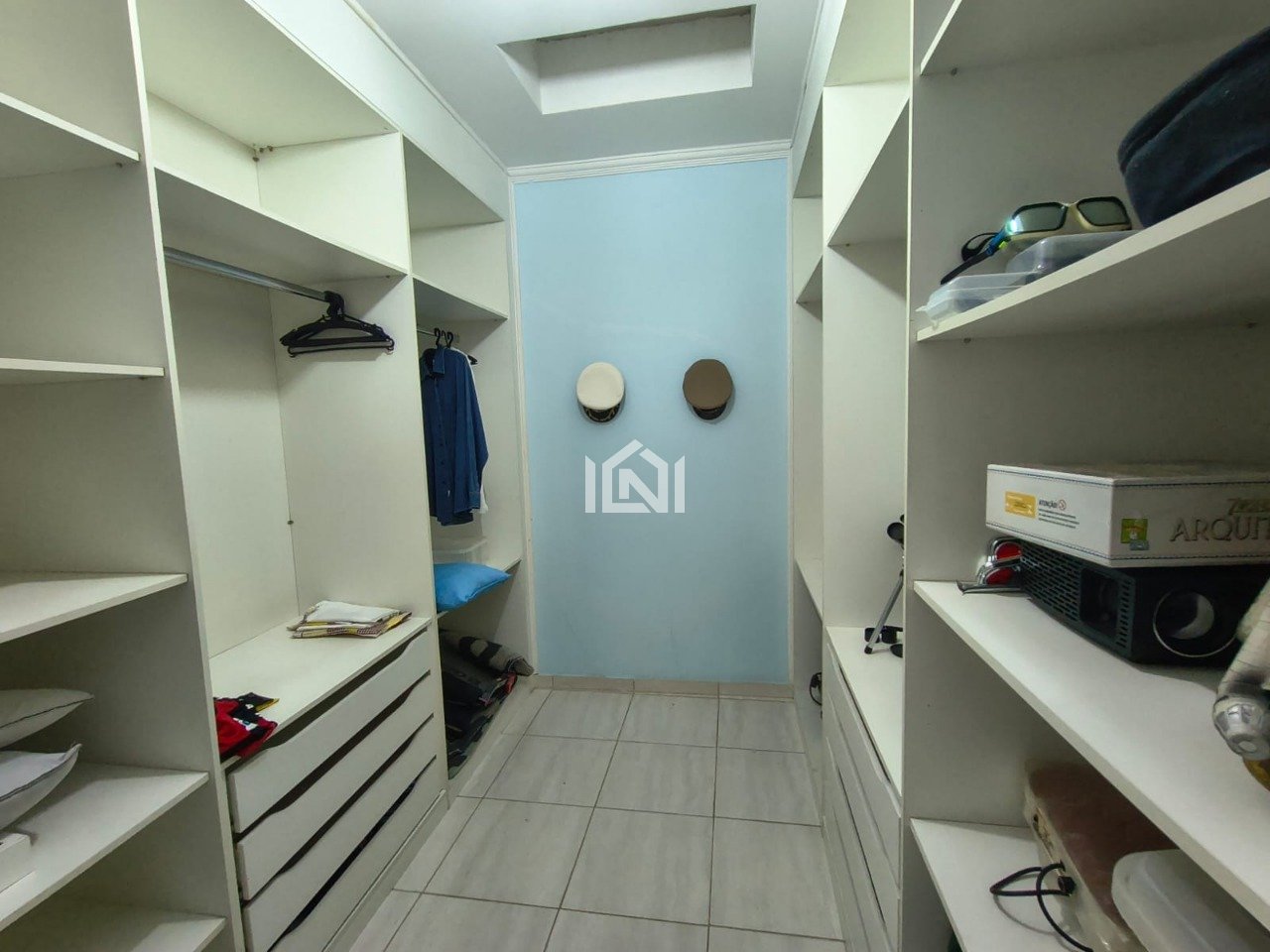 casa a venda no condominio santa adelia  - closet