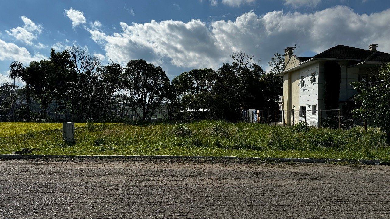 Maraviloso terreno a venda no loteamento Vale das Colinas em Gramado