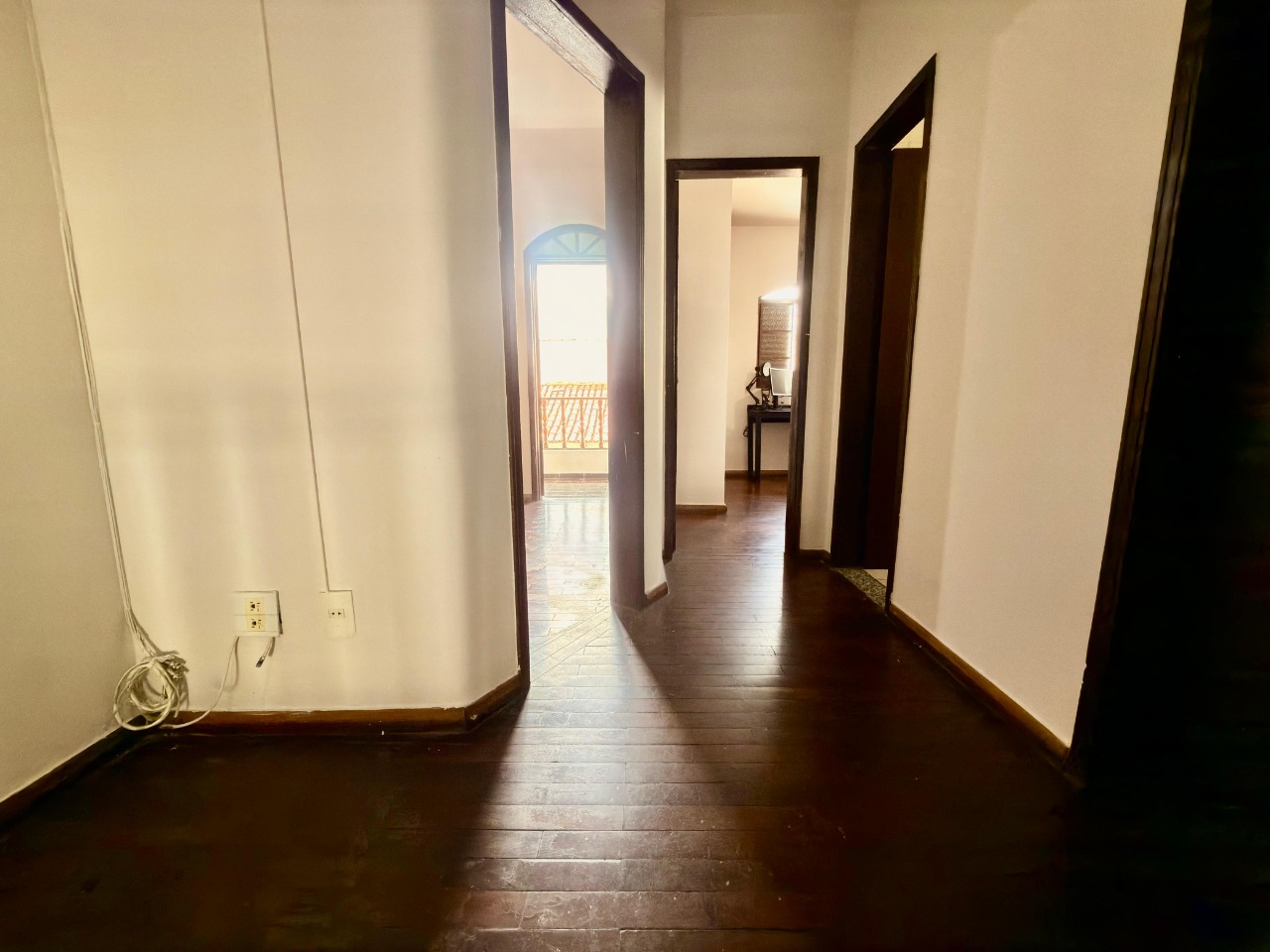 Casa, 4 quartos, 240 m² - Foto 25