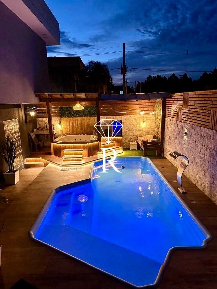 Casa, 3 quartos, 200 m² - Foto 2