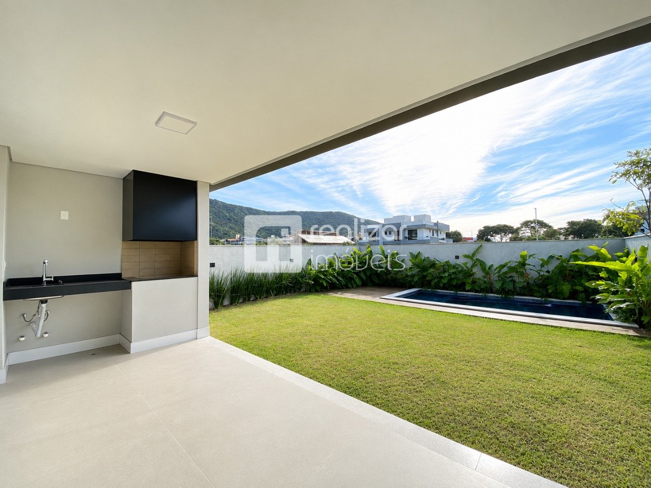 Casa, 3 quartos, 250 m² - Foto 2