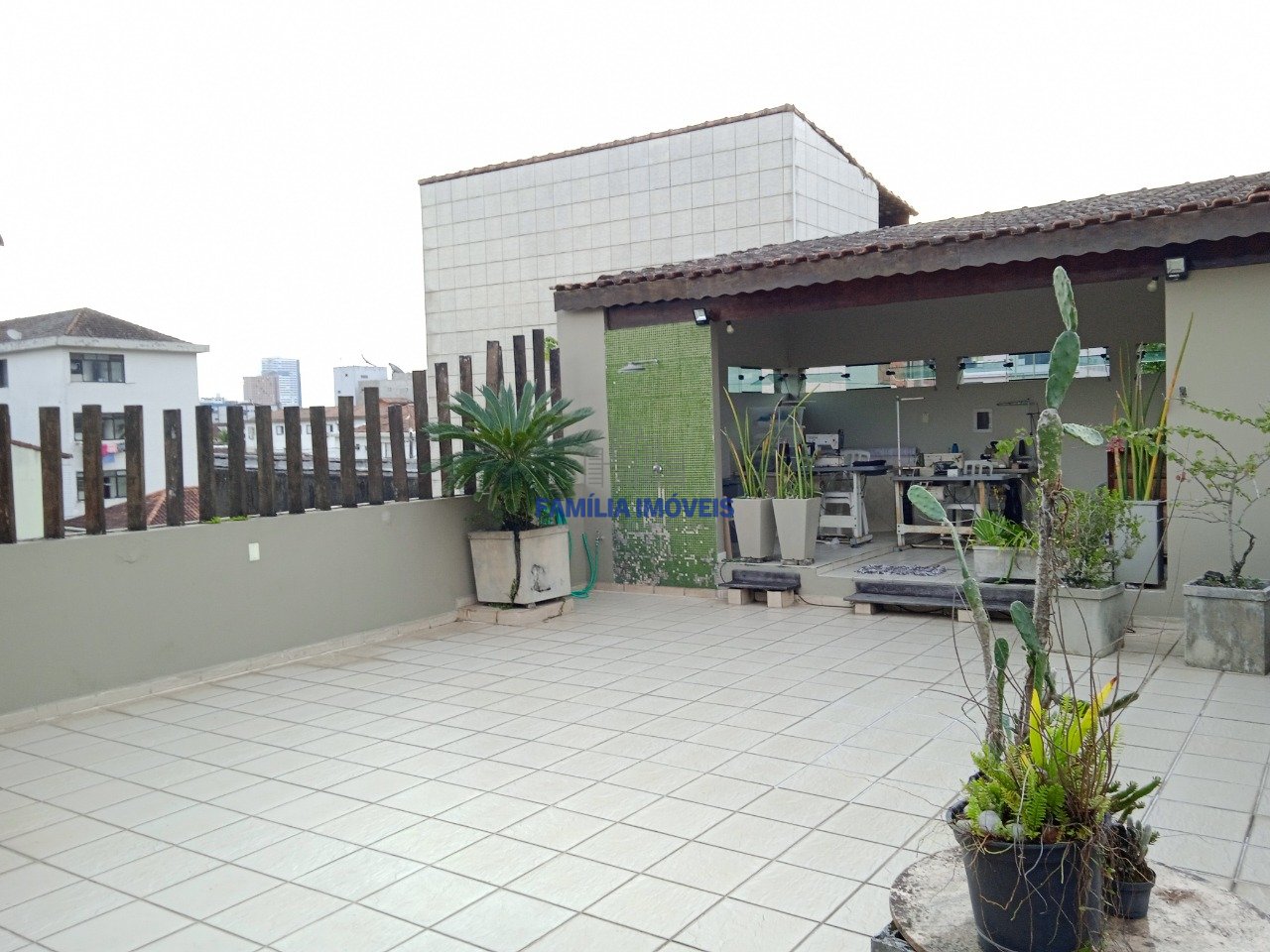 Casa 3 Quartos Vila São Jorge - São Vicente SP | Família Imóveis