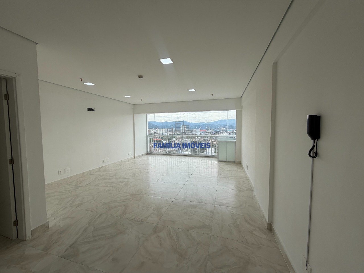 Sala/Conjunto Vila Mathias - Santos SP | Família Imóveis