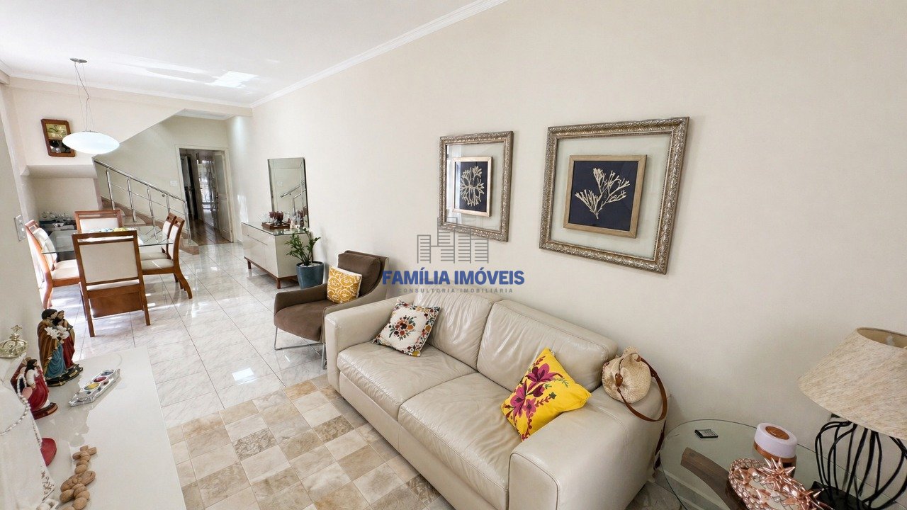 Casa 3 Quartos Vila São Jorge - São Vicente SP | Família Imóveis