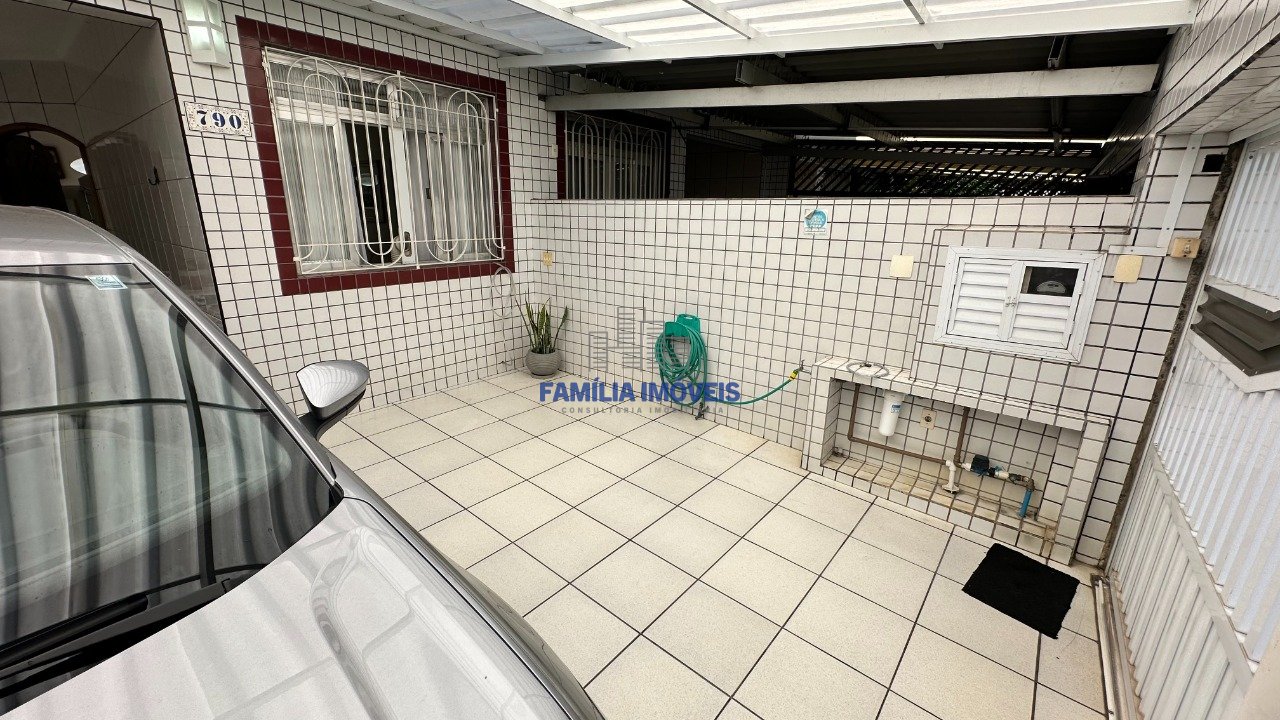 Casa 3 Quartos Vila São Jorge - São Vicente SP | Família Imóveis