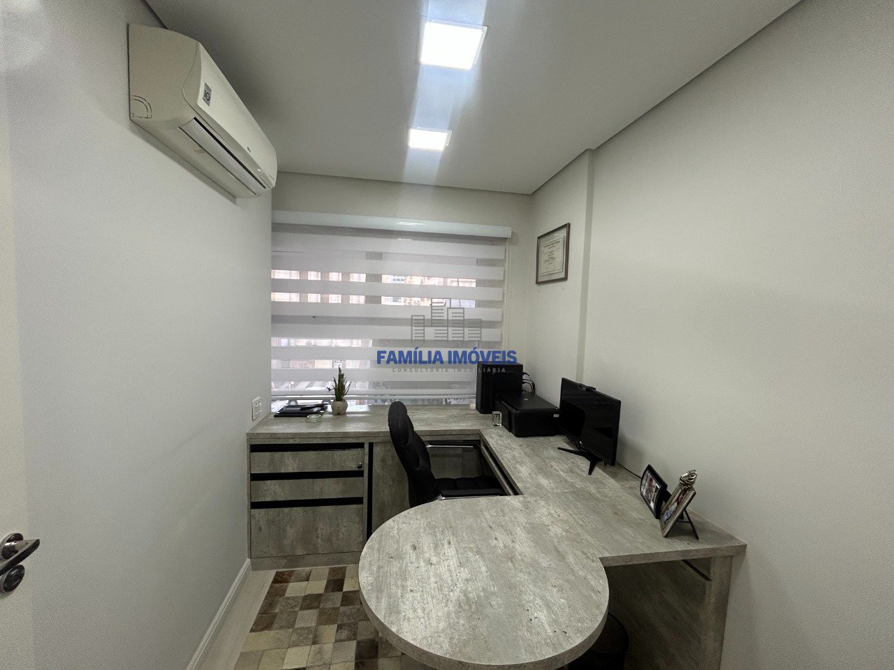 Sala/Conjunto Gonzaga - Santos SP | Família Imóveis