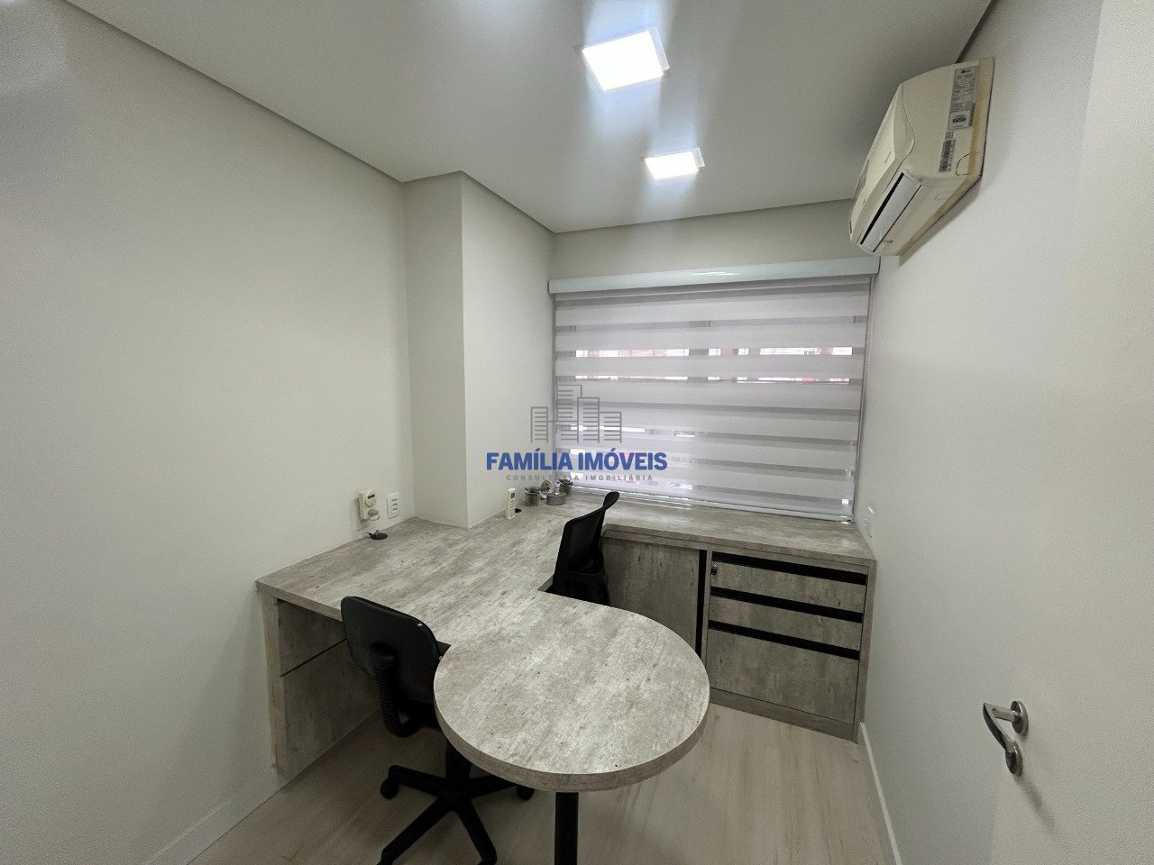 Sala/Conjunto Gonzaga - Santos SP | Família Imóveis