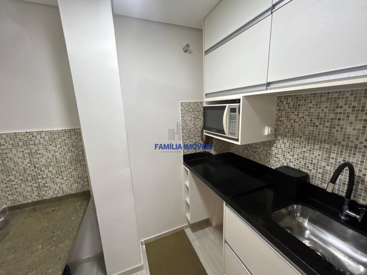 Sala/Conjunto Gonzaga - Santos SP | Família Imóveis