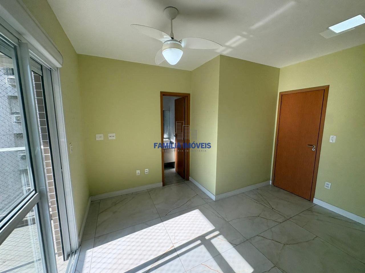 Apartamento 2 Quartos Embaré - Santos SP | Família Imóveis