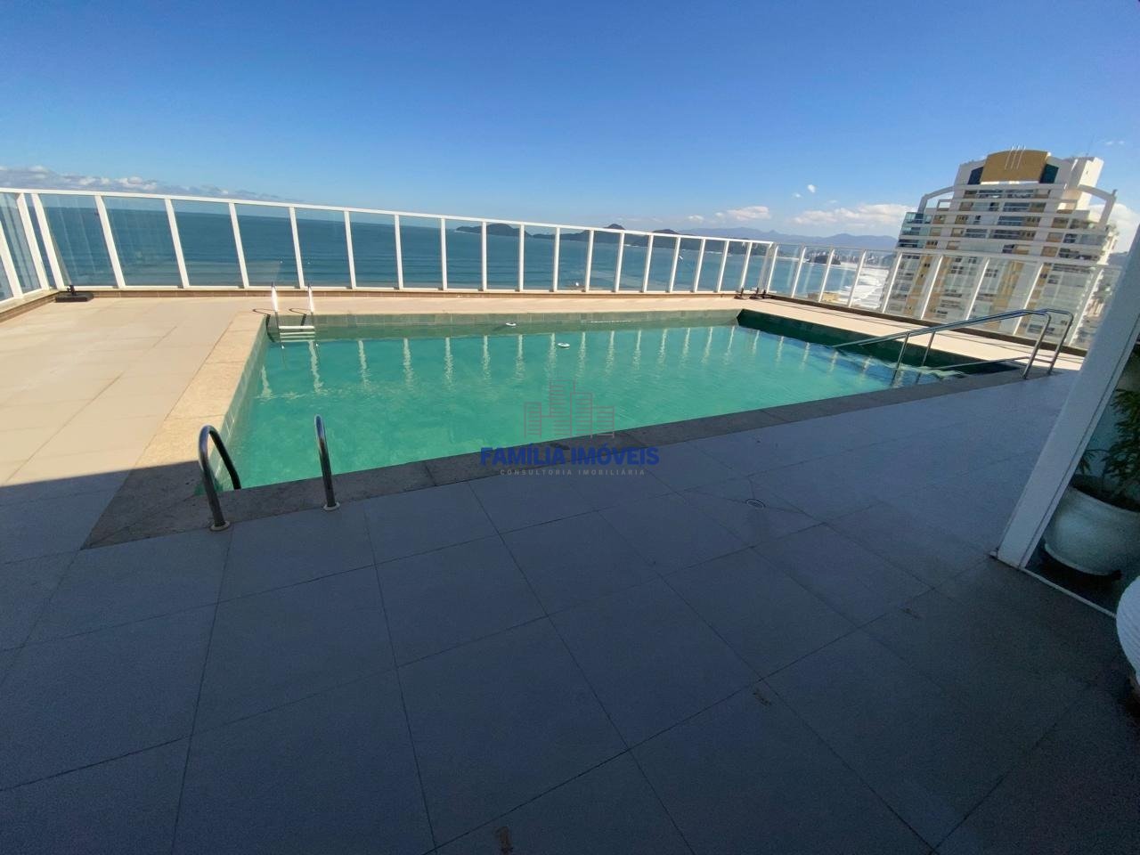 Apartamento 2 Quartos Embaré - Santos SP | Família Imóveis
