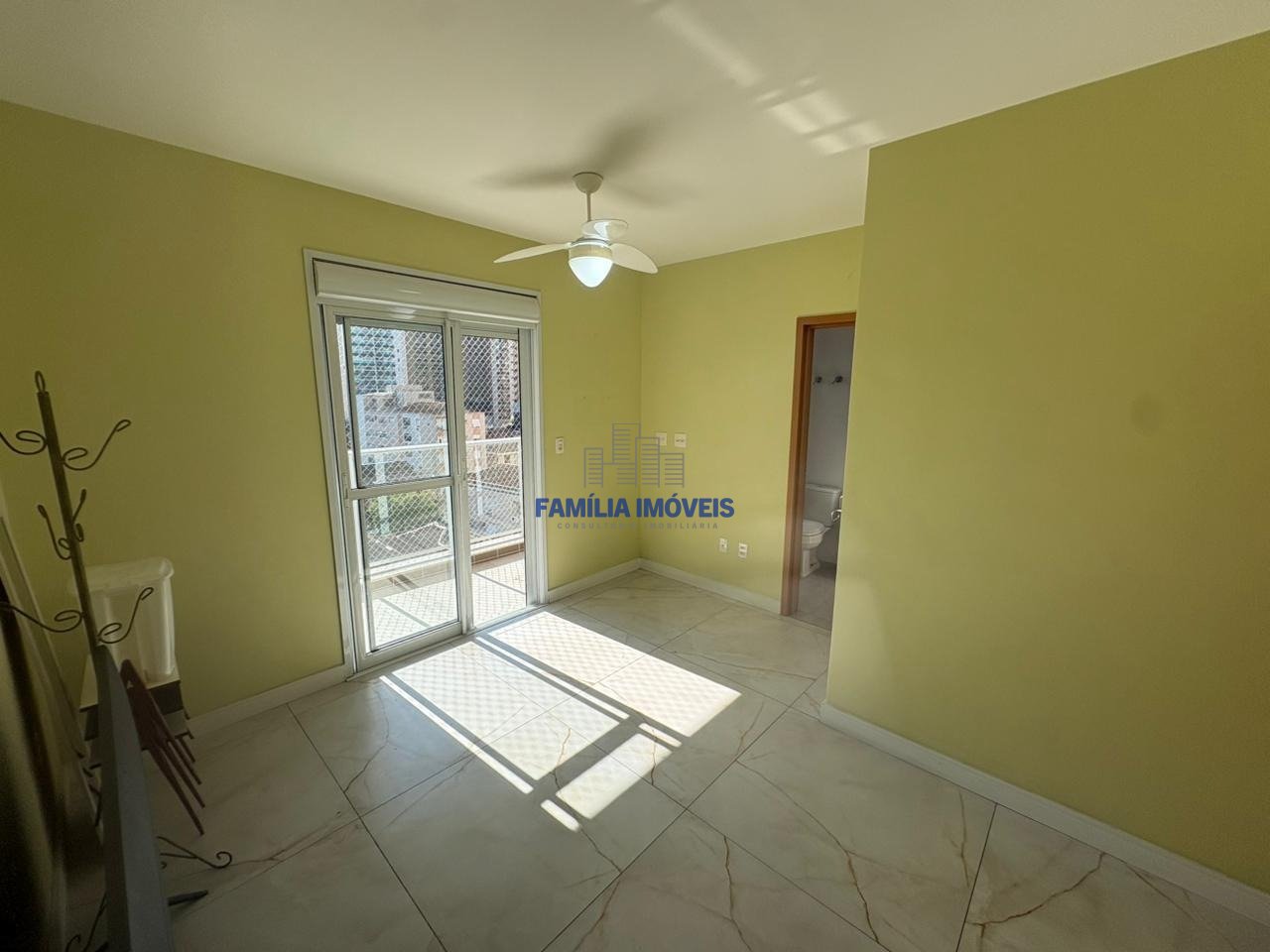 Apartamento 2 Quartos Embaré - Santos SP | Família Imóveis