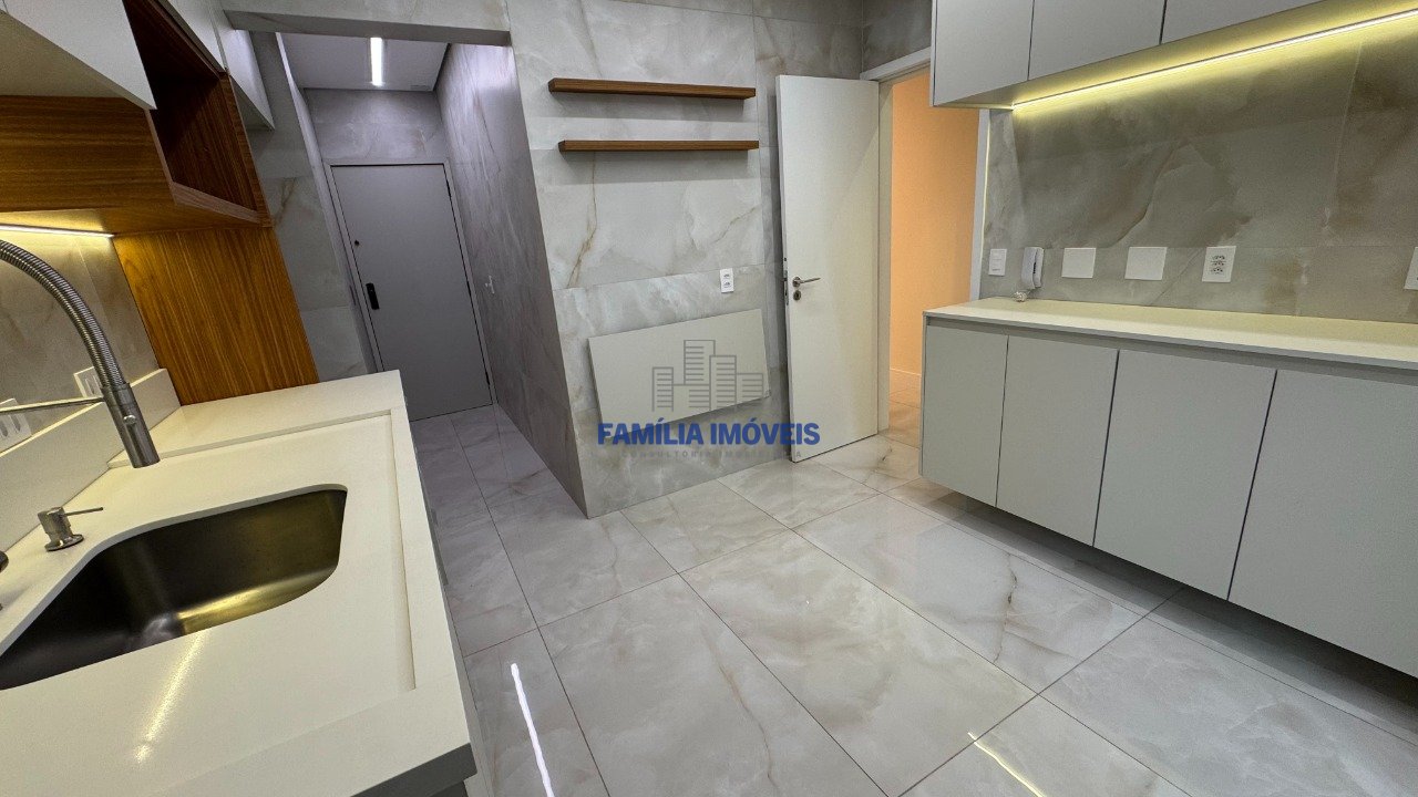 Apartamento 2 Quartos Boqueirão - Santos SP | Família Imóveis