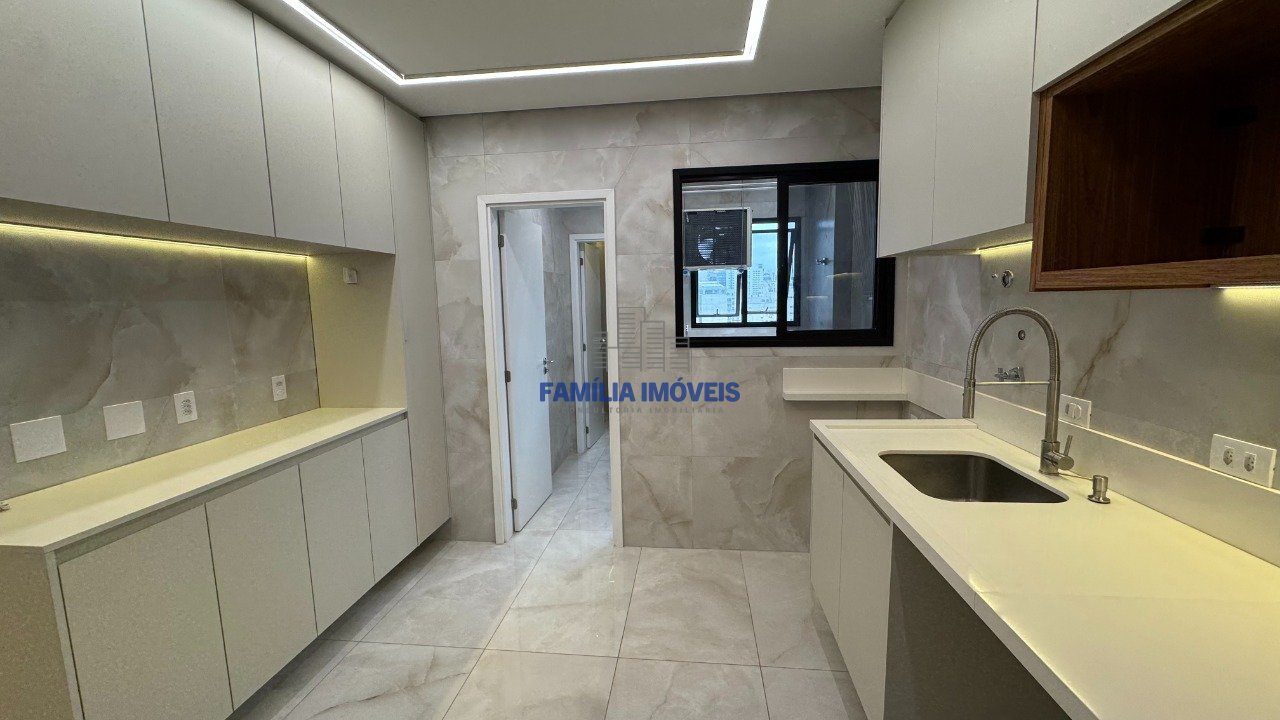 Apartamento 2 Quartos Boqueirão - Santos SP | Família Imóveis