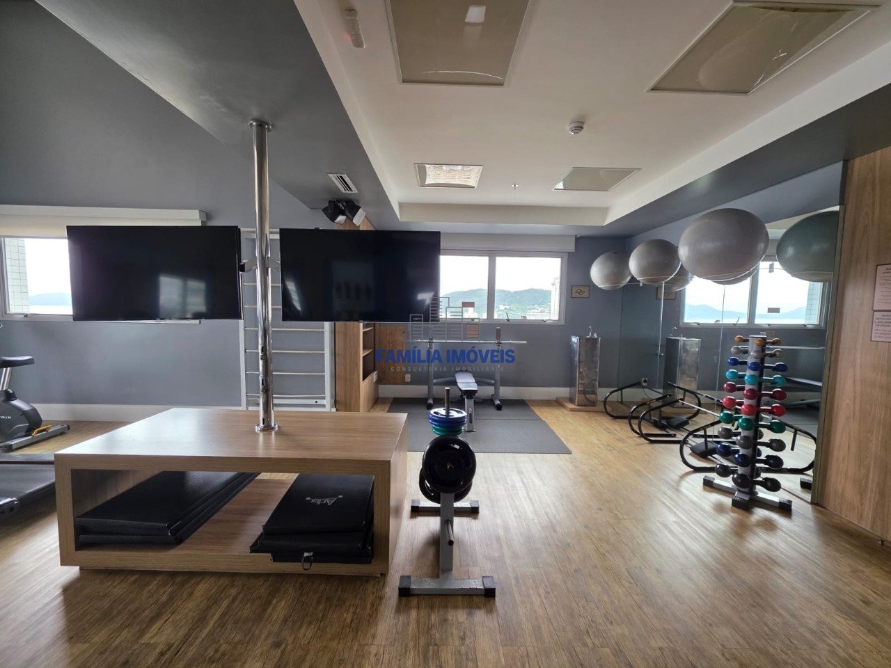 Studio 1 Quarto Pompéia - Santos SP | Família Imóveis