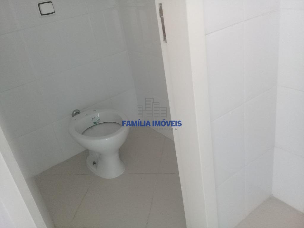 Prédio Comercial Centro - Santos SP | Família Imóveis