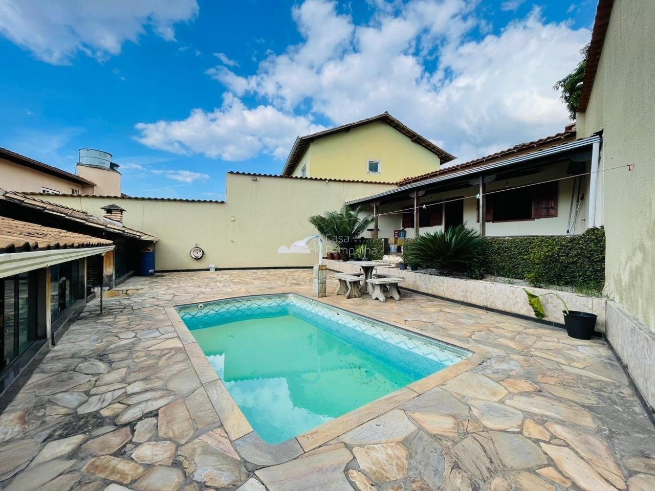 Casa, 3 quartos, 483 m² - Foto 1