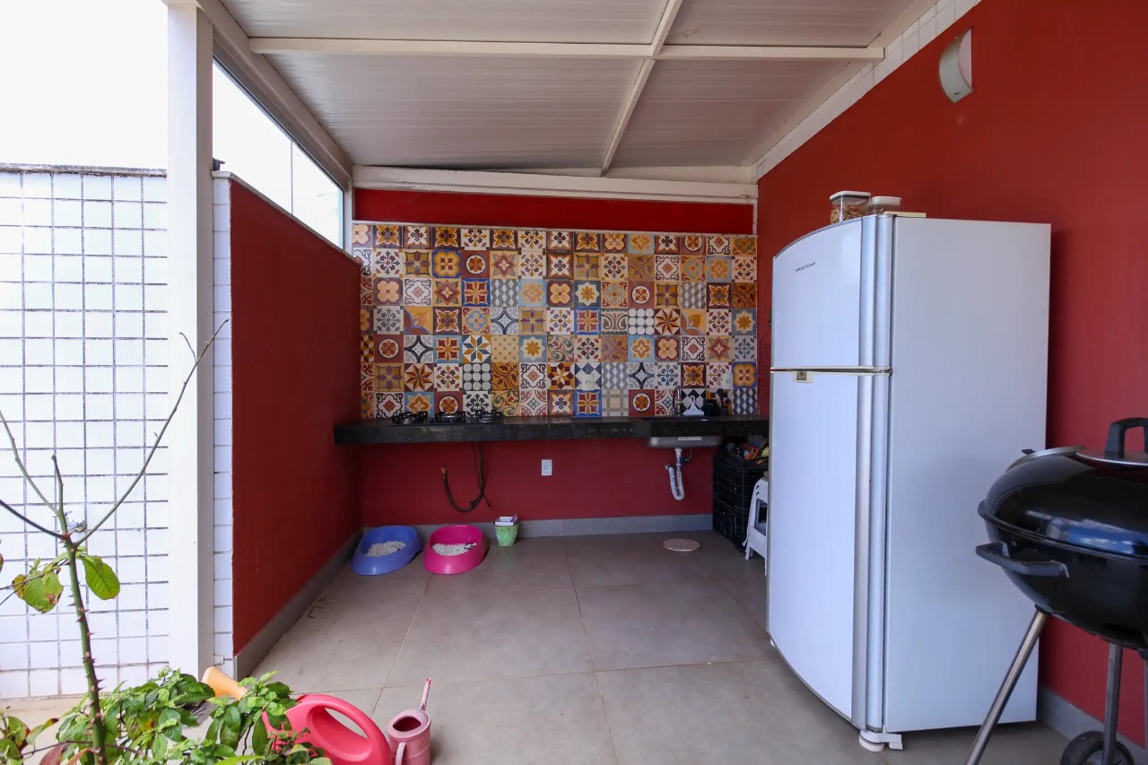 Imagem da propriedade EM1044SE 22
