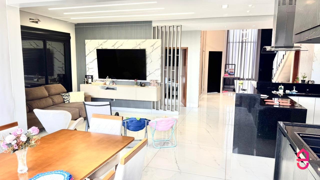 Parqville Quaresmeira - 274m² (4Q sendo 2 Suítes) em Trindade - GO