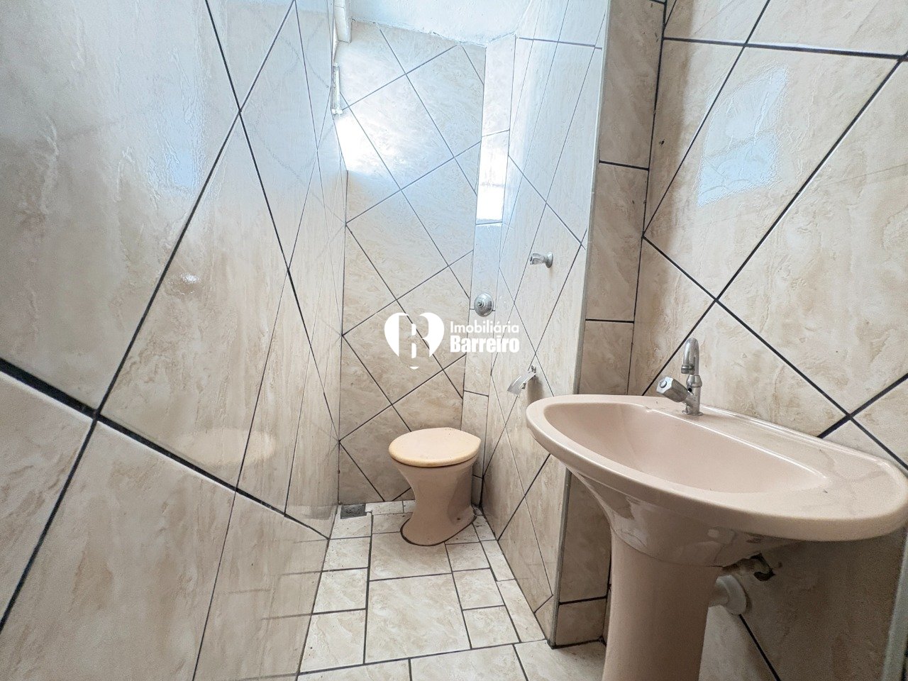 Imagem da propriedade BAR193883 27