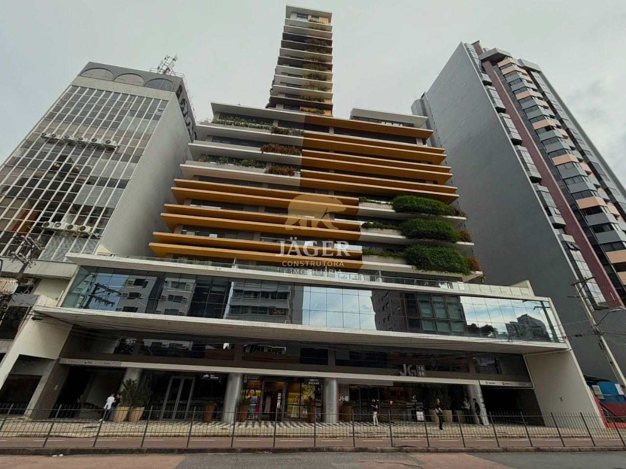 LAJE CORPORATIVA PARA LOCAÇÃO | JG1698 ? CURITIBA, 300M²