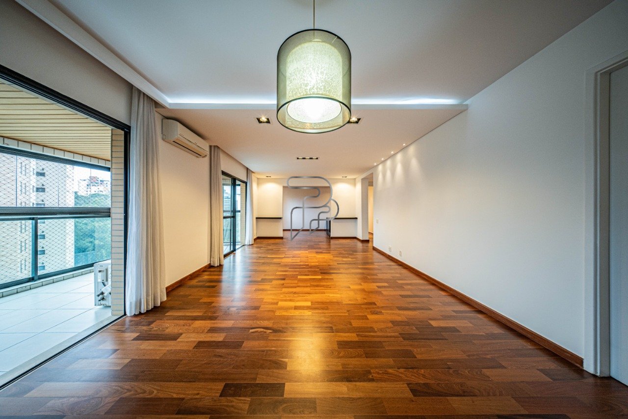 Apartamento 160m² à venda no Villaggio Panamby