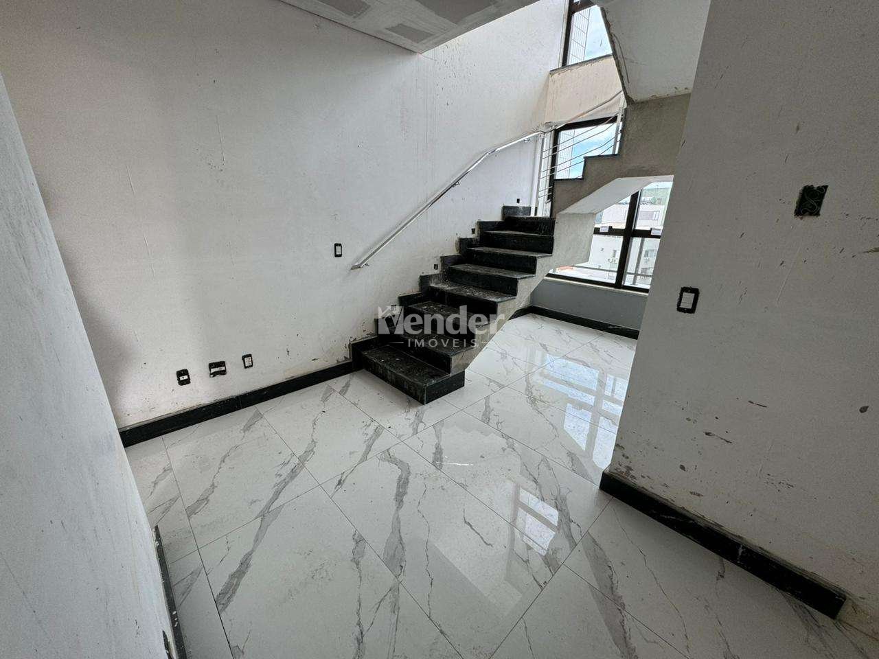 Cobertura, 3 quartos, 201 m² - Foto 3