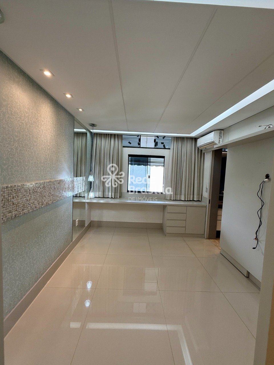 Imagem da propriedade DX142 18