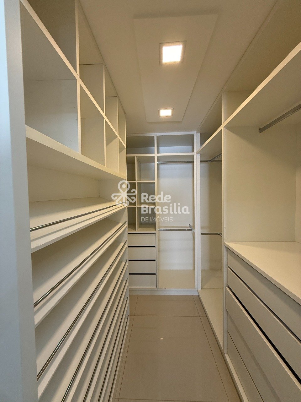Imagem da propriedade DX142 24