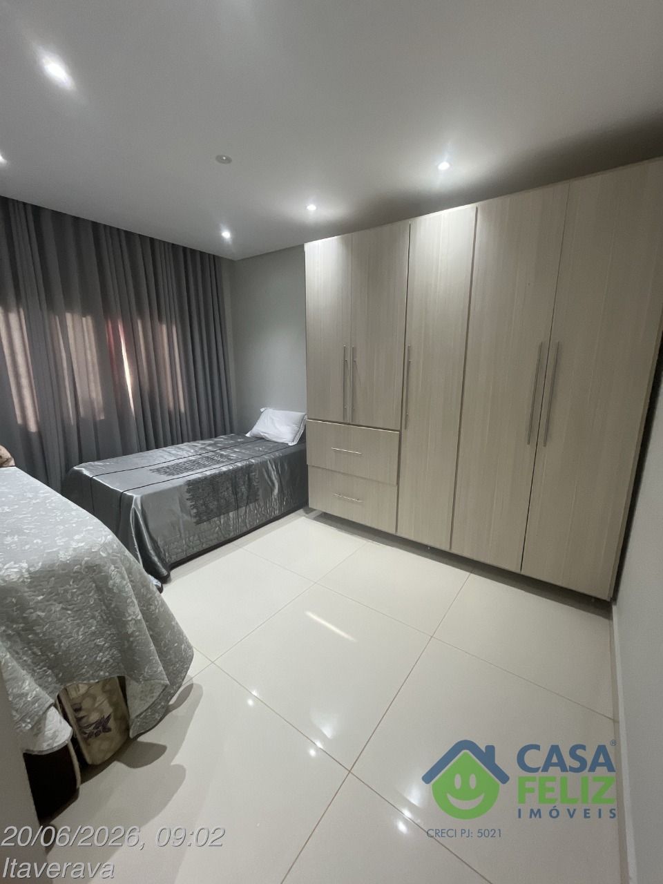 Imagem da propriedade 2160 73