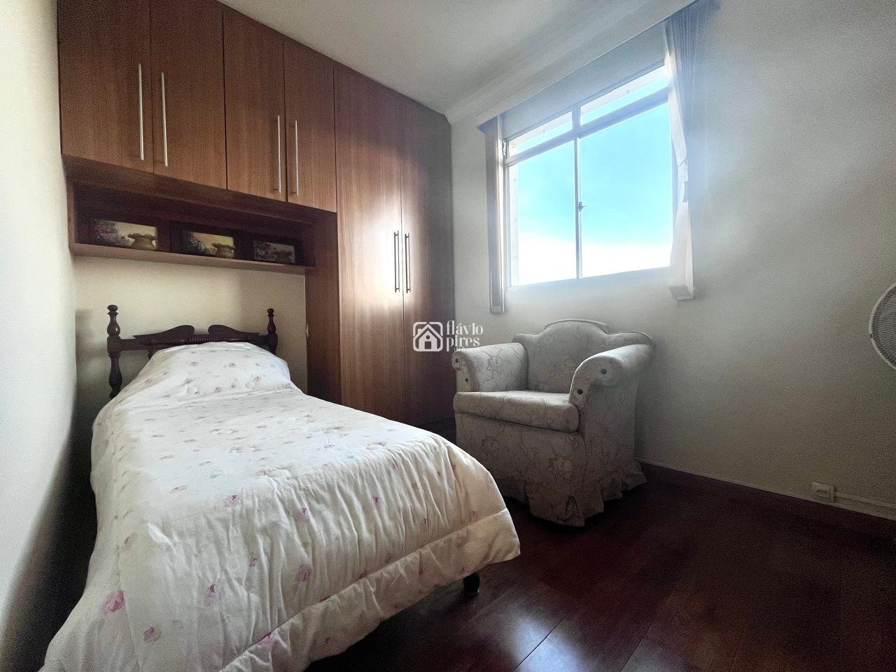 Imagem da propriedade 6