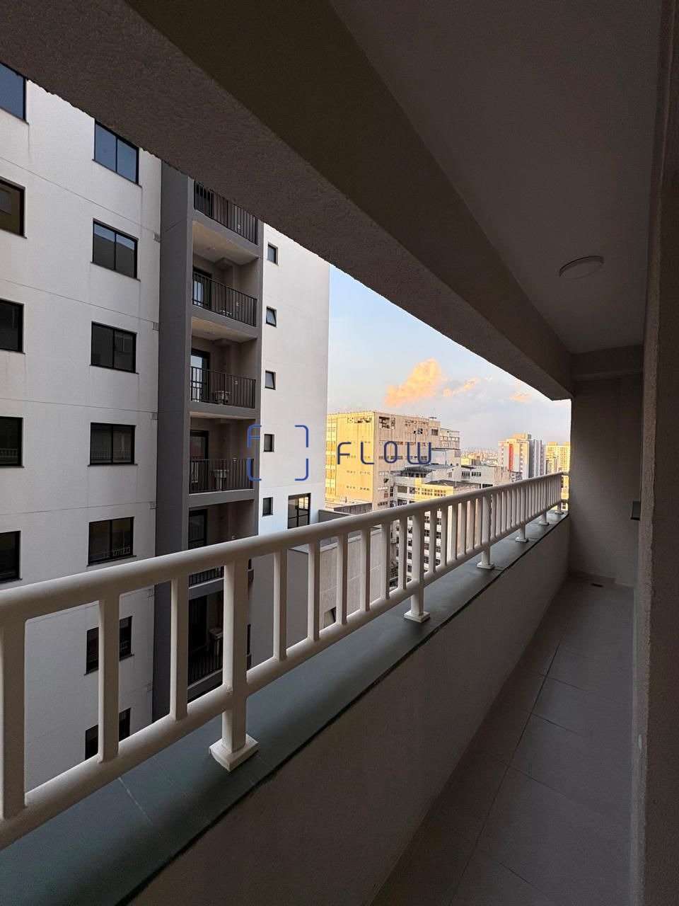 Apartamento, 1 quarto, 27 m² - Foto 2