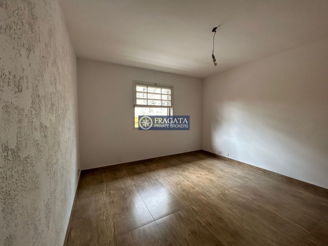 Imagem da propriedade FRA21565 14