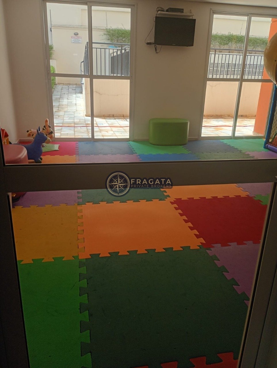 Imagem da propriedade FRA1745780 13