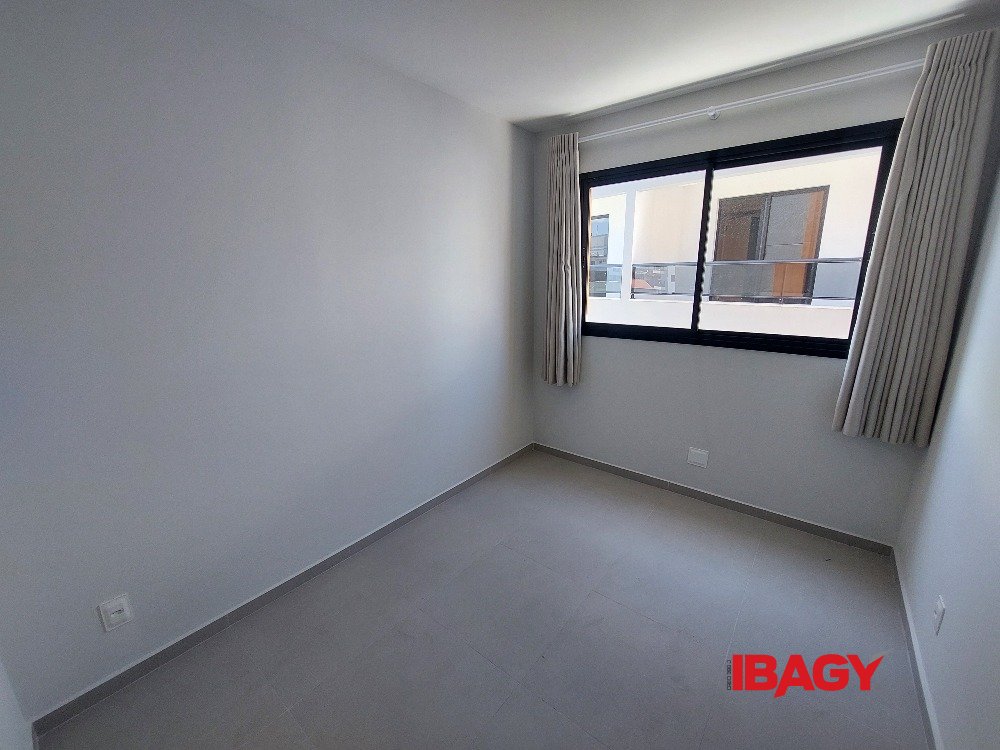 Quarto 01