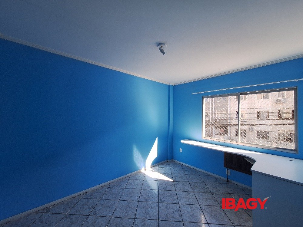 Quarto 02