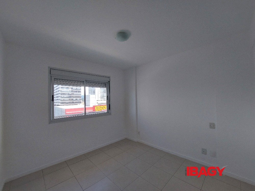 Quarto 01
