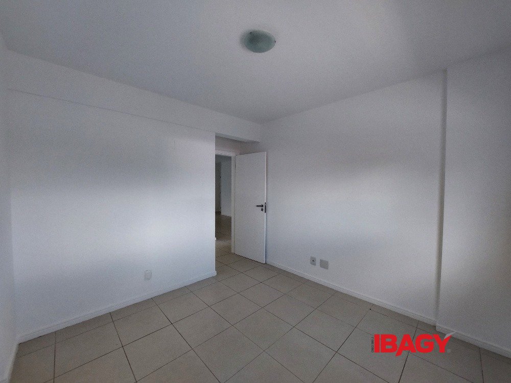 Quarto 01