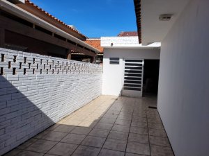 Casa com 189m², 3 dormitórios, 1 suíte, 2 vagas - Noiva do Mar em Xangri-lá